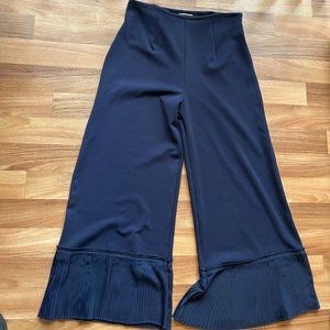 Bell bottom Navy pants L